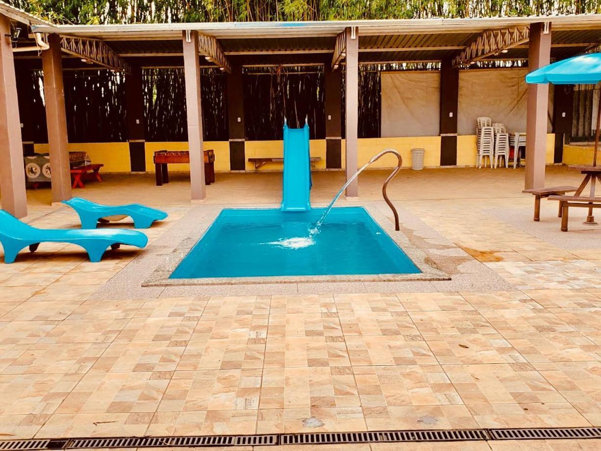 Chacara Charmosa Com Piscina, Campo De Futebol Villa Guaratingueta Ngoại thất bức ảnh