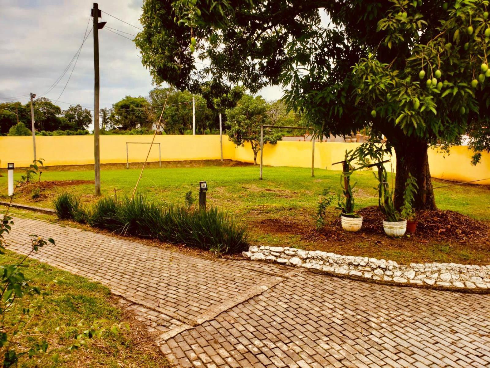 Chacara Charmosa Com Piscina, Campo De Futebol Villa Guaratingueta Ngoại thất bức ảnh